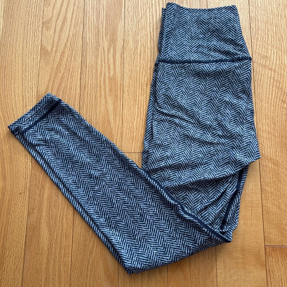 Chevron Patterned Leggings - Blue